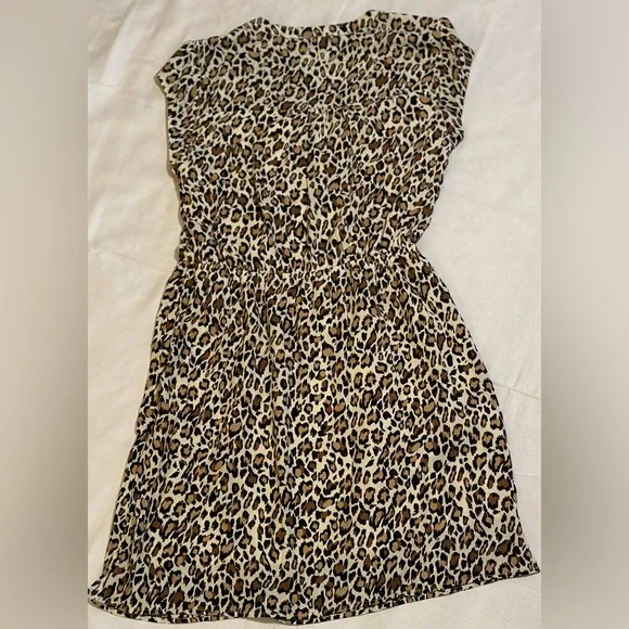 ‼️LAST CHANCE‼️🎉HP🎉 ✨NWOT✨DR2 Leopard Print Short Sleeve Dress w Pockets | Small - Picture 3 of 8